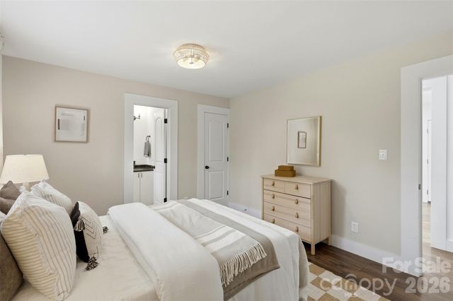 1642 Washington Avenue, Charlotte, NC 28216