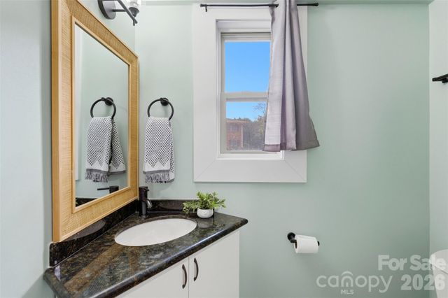 1642 Washington Avenue, Charlotte, NC 28216