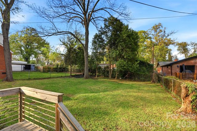 1642 Washington Avenue, Charlotte, NC 28216