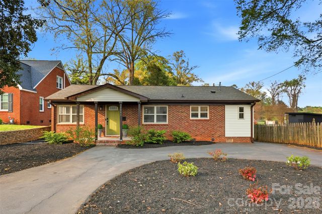 1642 Washington Avenue, Charlotte, NC 28216