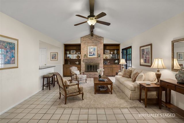 4530 Snead Dr, Corpus Christi, TX 78413
