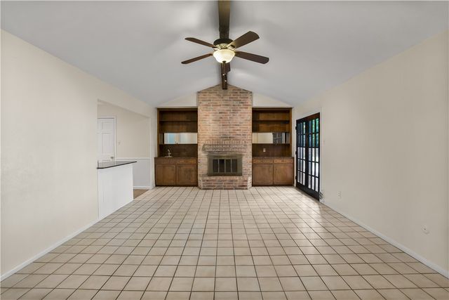 4530 Snead Dr, Corpus Christi, TX 78413
