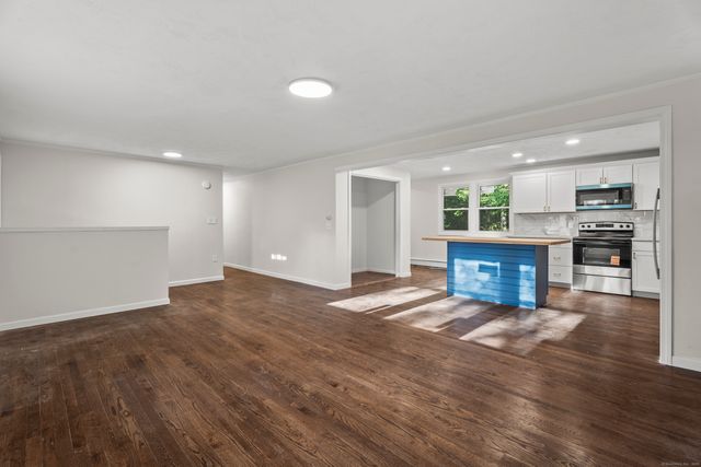 27 Woodland Drive, Salem, CT 06420