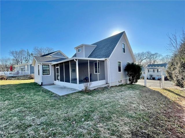 5 Skyline Terrace, Danbury, CT 06810