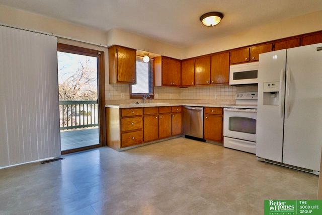 2966 Martha Street, Omaha, NE 68105