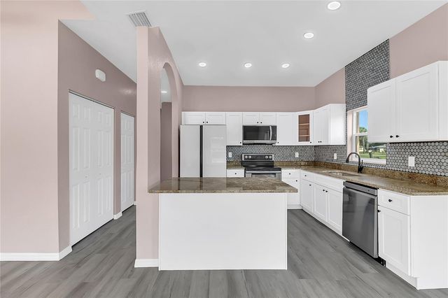 707 HAMILTON STREET, New Smyrna Beach, FL 32168