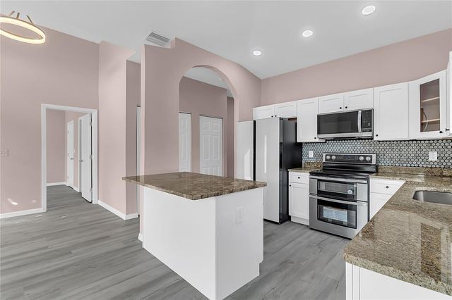 707 HAMILTON STREET, New Smyrna Beach, FL 32168