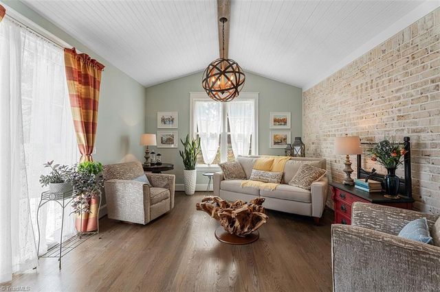 5405 Briardenn Court, Summerfield, NC 27358