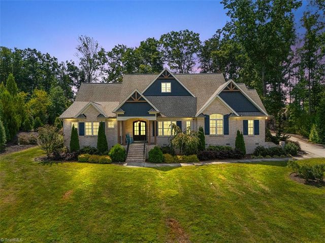 5405 Briardenn Court, Summerfield, NC 27358