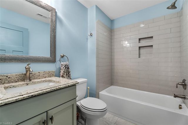 5405 Briardenn Court, Summerfield, NC 27358