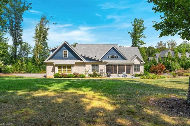 5405 Briardenn Court, Summerfield, NC 27358