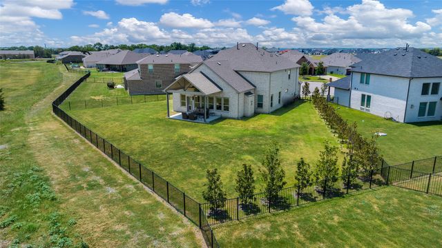 317 St Paul Court, Heath, TX 75126