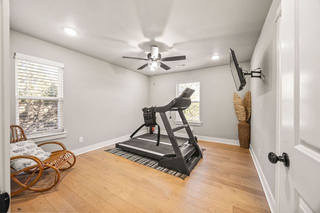 793 S Jagger Lane, Fayetteville, AR 72701