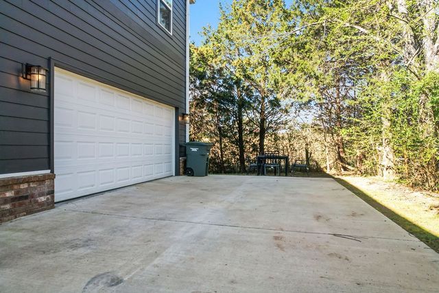 793 S Jagger Lane, Fayetteville, AR 72701