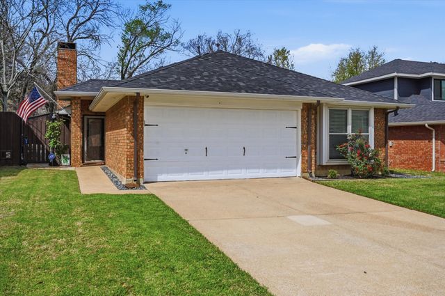 1453 Hampton Road, Grapevine, TX 76051