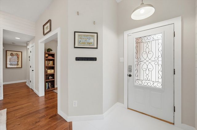 1453 Hampton Road, Grapevine, TX 76051