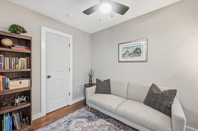 1453 Hampton Road, Grapevine, TX 76051