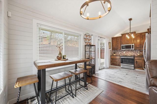 1453 Hampton Road, Grapevine, TX 76051