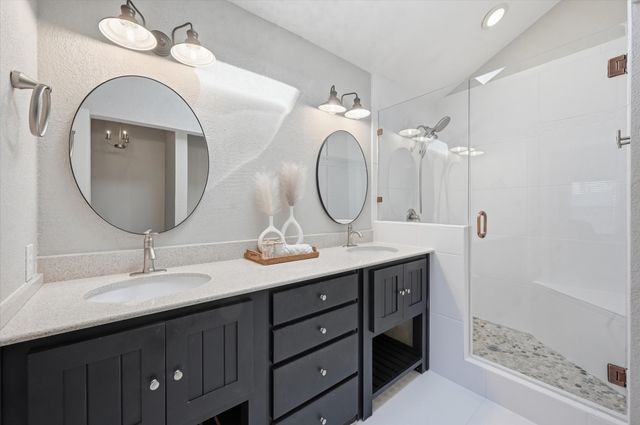 1453 Hampton Road, Grapevine, TX 76051