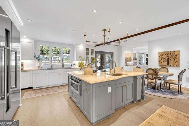 1450 Northwold Drive, Sandy Springs, GA 30350