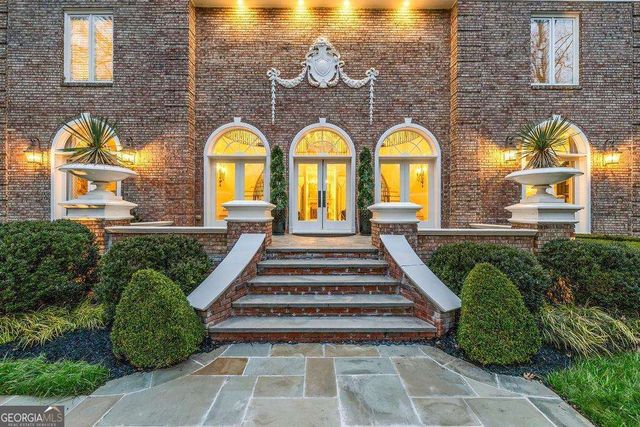 1450 Northwold Drive, Sandy Springs, GA 30350