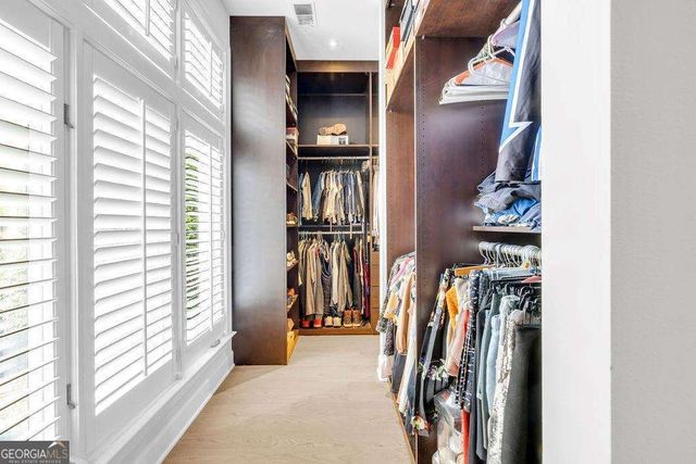 1450 Northwold Drive, Sandy Springs, GA 30350