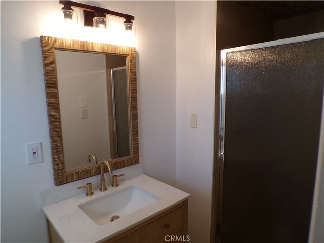 44715 5th Street E, Lancaster, CA 93535