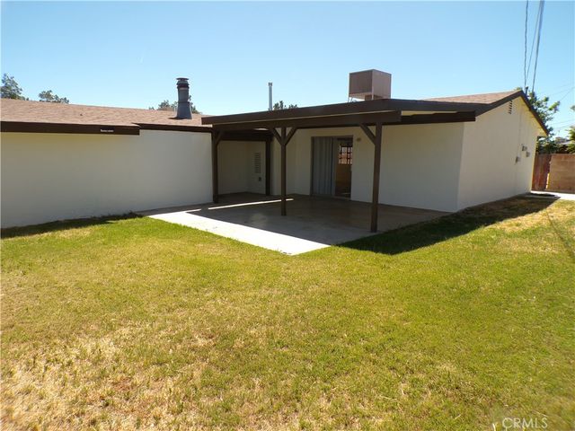 44715 5th Street E, Lancaster, CA 93535