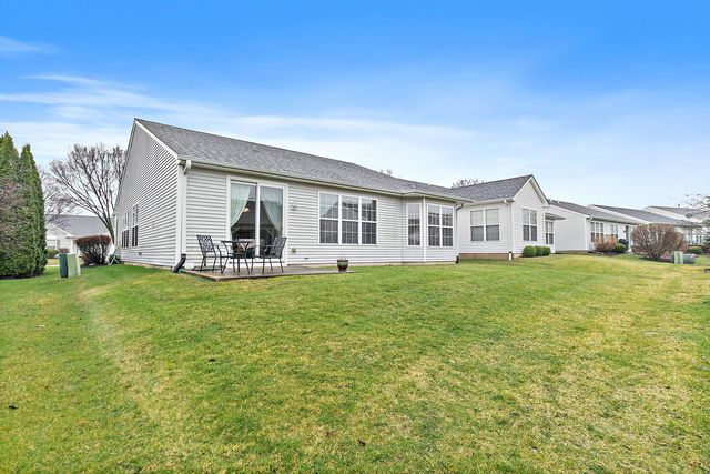 13422 Dearborn Trail, Huntley, IL 60142