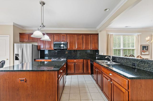 13422 Dearborn Trail, Huntley, IL 60142