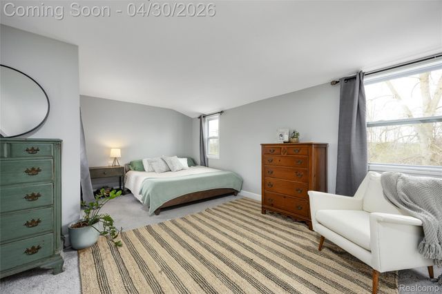 24903 Lois Lane, Southfield, MI 48075