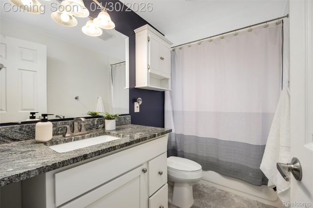 24903 Lois Lane, Southfield, MI 48075