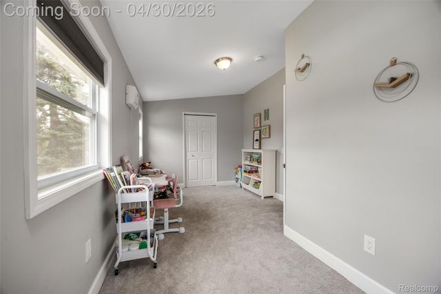 24903 Lois Lane, Southfield, MI 48075