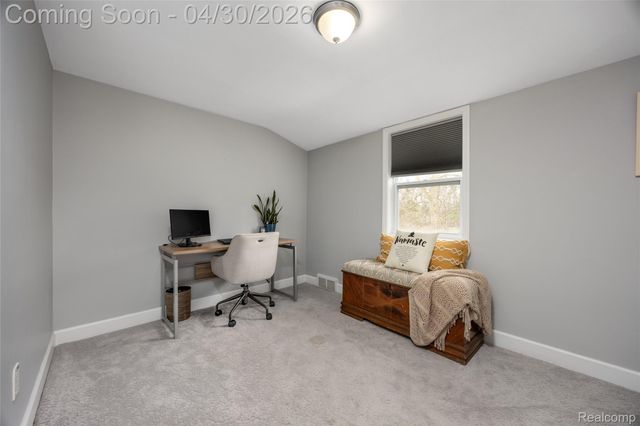 24903 Lois Lane, Southfield, MI 48075