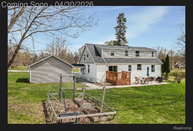 24903 Lois Lane, Southfield, MI 48075