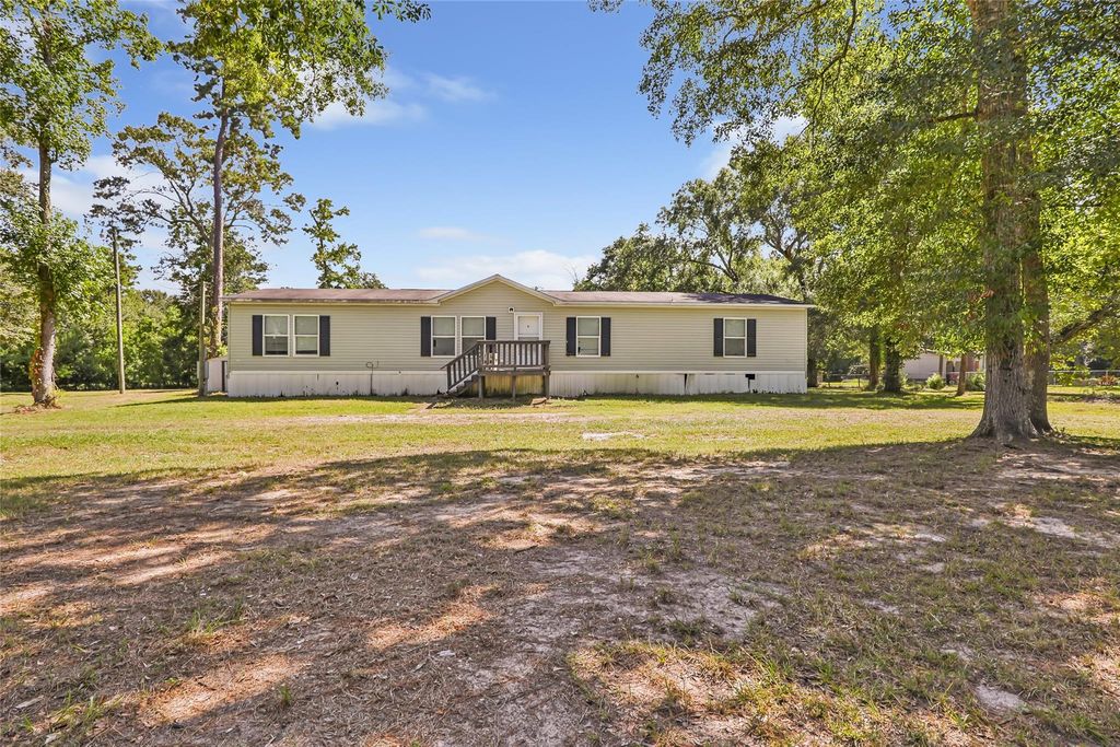 1693 County Road 6763, Dayton, TX 77535