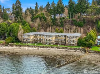 9551 NE South Beach Drive #3G, Bainbridge Island, WA 98110
