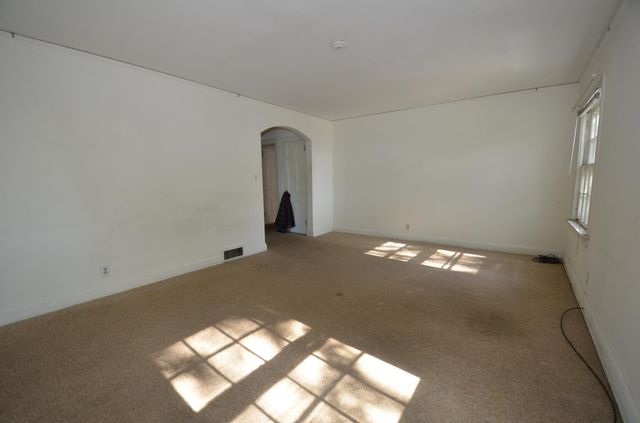 222 S 21st Avenue E, Duluth, MN 55812