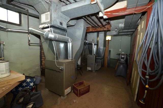 222 S 21st Avenue E, Duluth, MN 55812