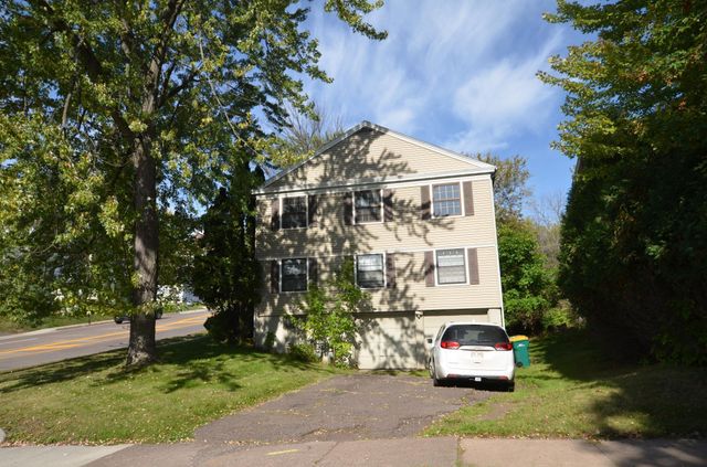 222 S 21st Avenue E, Duluth, MN 55812