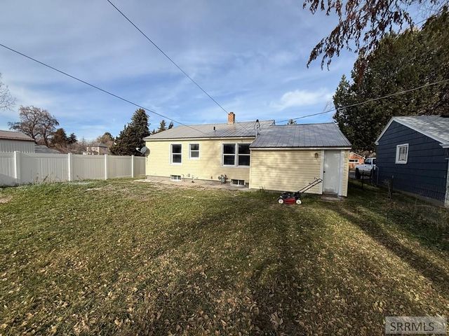 270 E 21st Street, Idaho Falls, ID 83404