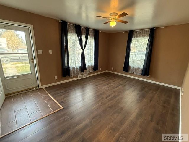 270 E 21st Street, Idaho Falls, ID 83404