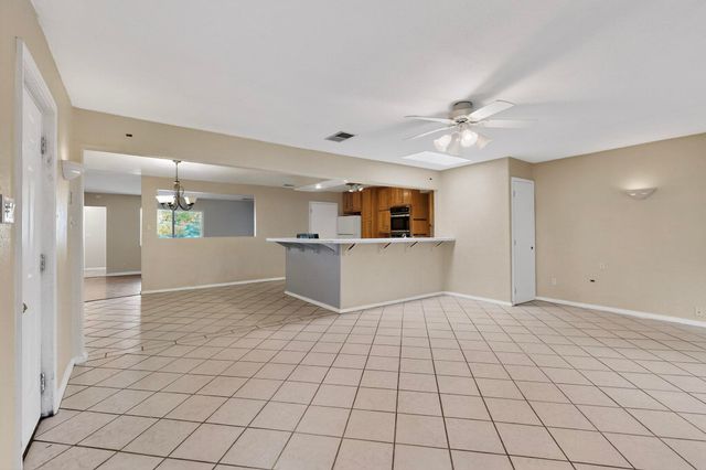 1700 Vassar Drive SE, Albuquerque, NM 87106