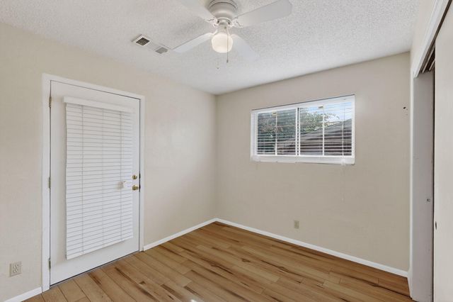 1700 Vassar Drive SE, Albuquerque, NM 87106