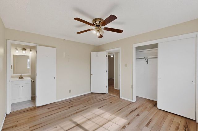 1700 Vassar Drive SE, Albuquerque, NM 87106