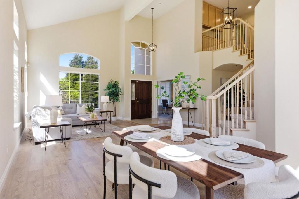 Image 11 of property listing at 117 Lakewood Circle, San Mateo, CA 94402