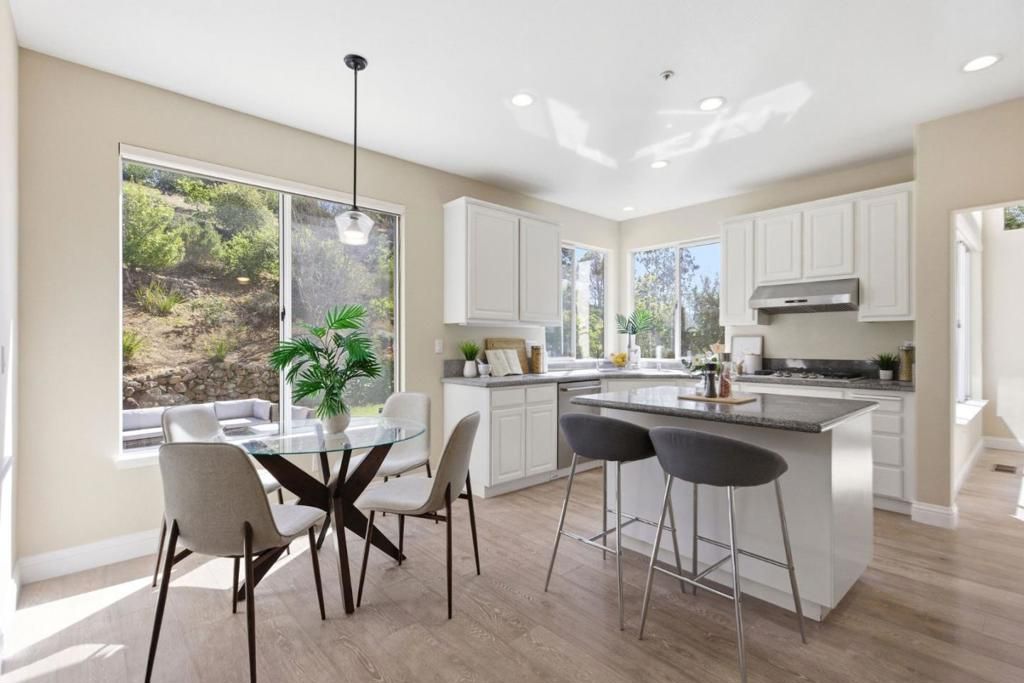 Image 20 of property listing at 117 Lakewood Circle, San Mateo, CA 94402