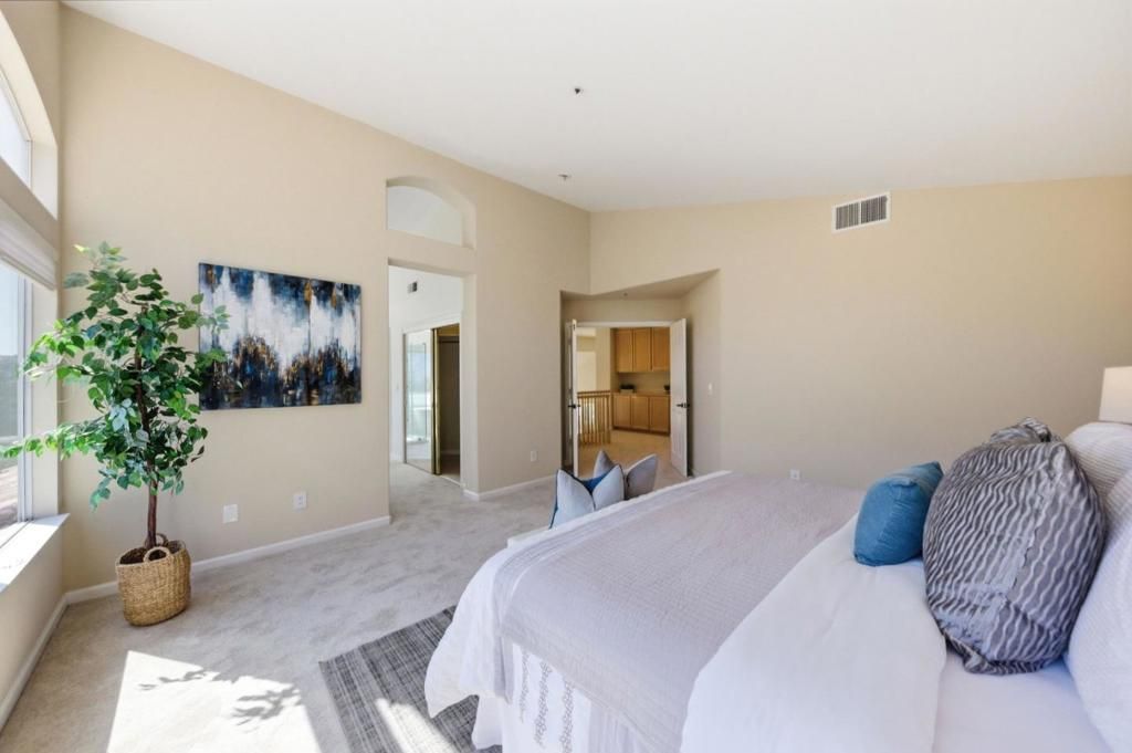 Image 61 of property listing at 117 Lakewood Circle, San Mateo, CA 94402