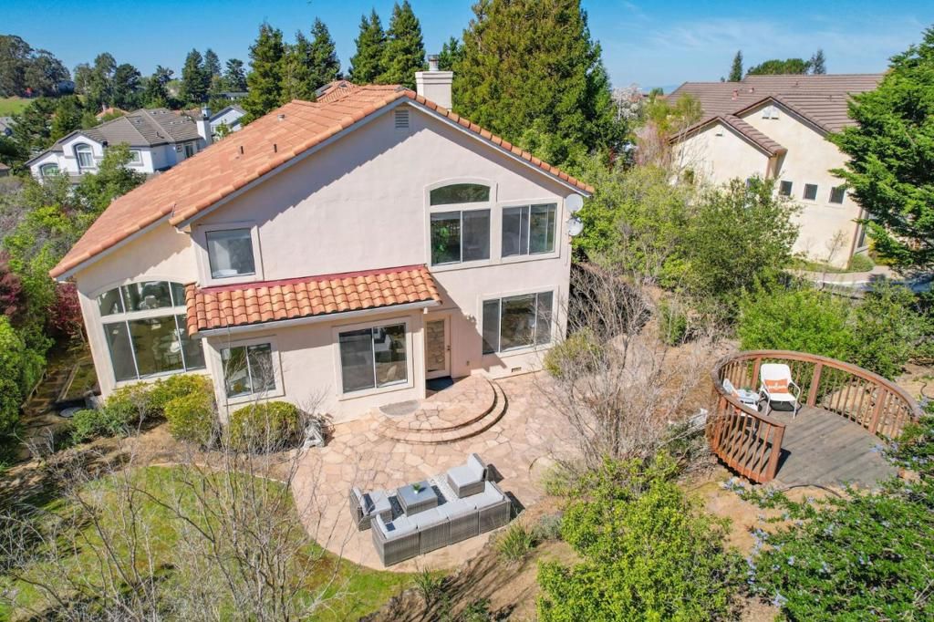 Image 73 of property listing at 117 Lakewood Circle, San Mateo, CA 94402