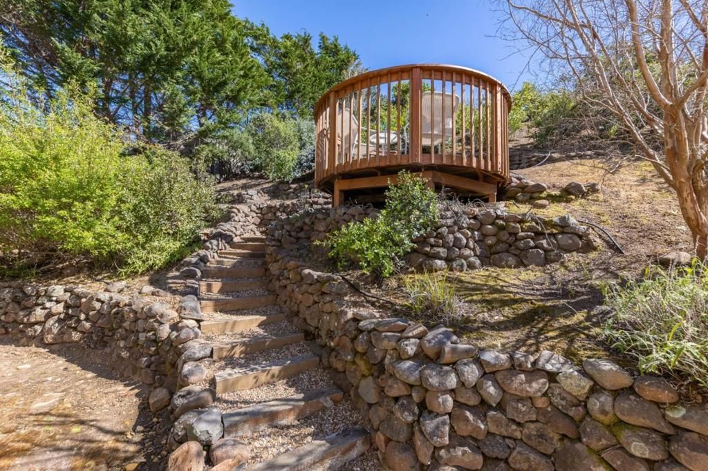 Image 75 of property listing at 117 Lakewood Circle, San Mateo, CA 94402